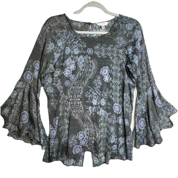 Lauren Conrad Blue Floral Top Size Medium Flutter Sleeve Boho - Picture 1 of 16